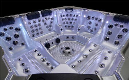 Гидромассажный СПА бассейн Joyee SPA Milan